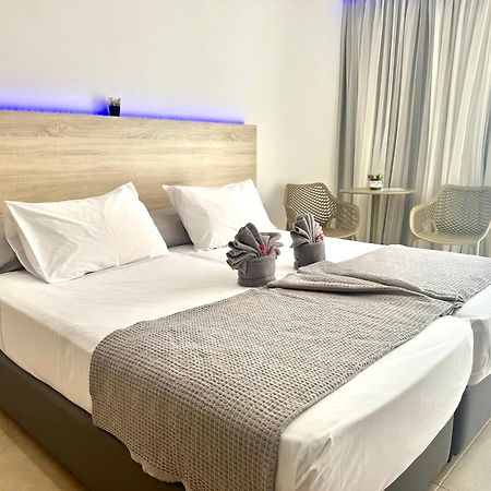 Sun Plaza Suites - Adults Only ไอยานาปา ภายนอก รูปภาพ