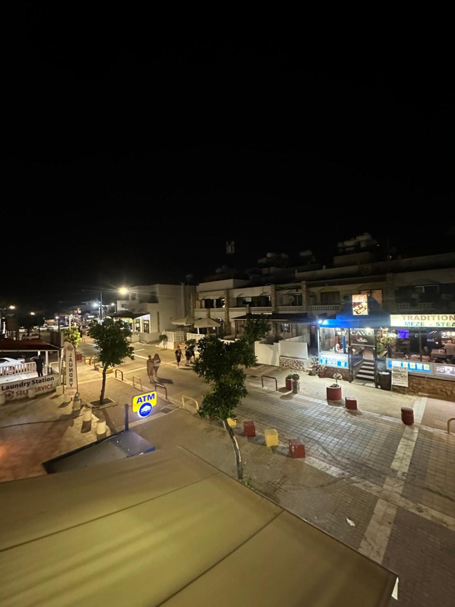 Sun Plaza Suites - Adults Only ไอยานาปา ภายนอก รูปภาพ